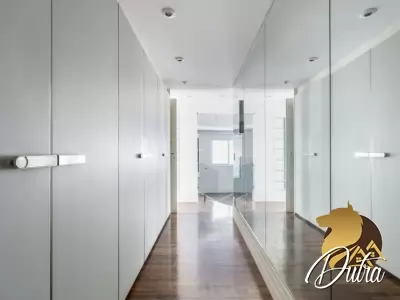 Edifício Mayfair Gardens Moema 373m² 03 Dormitórios 03 Suítes 4 Vagas