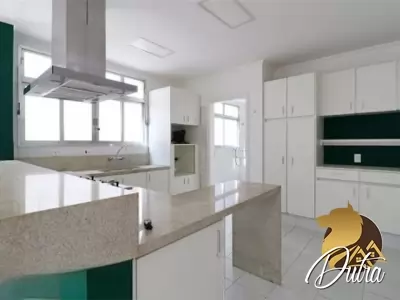 Casa na Vila Nova Conceição Vila Nova Conceição 482m² 05 Dormitórios 05 Suítes 10 Vagas