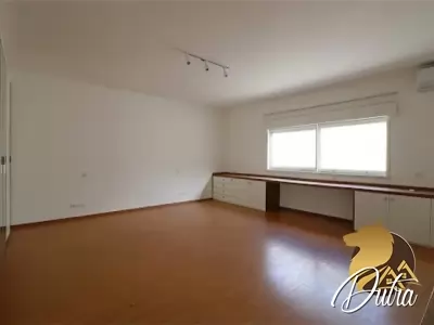 Casa na Vila Nova Conceição Vila Nova Conceição 482m² 05 Dormitórios 05 Suítes 10 Vagas