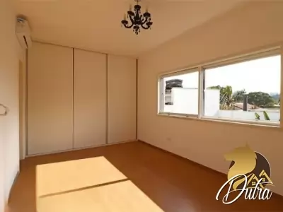 Casa na Vila Nova Conceição Vila Nova Conceição 482m² 05 Dormitórios 05 Suítes 10 Vagas