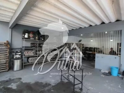 Prédio Inteiro Água Branca 560m² 01 Dormitórios 02 Suítes 30 Vagas