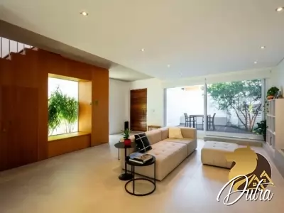 Padrão Jardim Luzitânia 281m² 03 Dormitórios 03 Suítes 3 Vagas