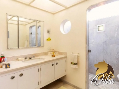 Padrão Jardim Paulista 650m² 04 Dormitórios 04 Suítes 5 Vagas