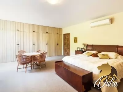 Padrão Jardim Paulista 650m² 04 Dormitórios 04 Suítes 5 Vagas