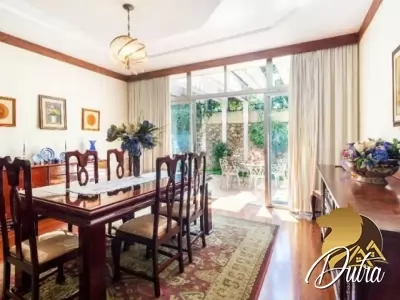 Padrão Jardim Paulista 650m² 04 Dormitórios 04 Suítes 5 Vagas