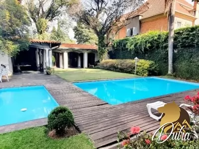 Padrão Jardim Paulista 560m² 04 Dormitórios 01 Suítes 10 Vagas