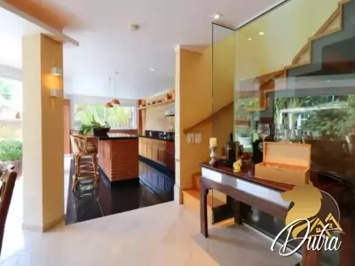 Padrão Santo Amaro 736m² 04 Dormitórios 04 Suítes 6 Vagas