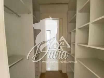Casa de Condomínio Jardim Morumbi 435m² 04 Dormitórios 04 Suítes 3 Vagas