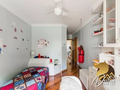 Vila Residencial Giardino Di Milano Alto da Boa Vista 630m² 05 Dormitórios 04 Suítes 6 Vagas