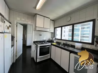 Port Arhur Itaim Bibi 220m² 03 Dormitórios 03 Suítes 4 Vagas