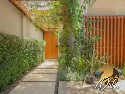 Padrão Jardim Paulistano 250m² 03 Dormitórios 01 Suítes 2 Vagas