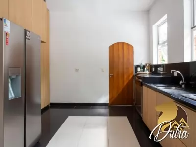 Casa de Vila Jardim Morumbi 695m² 05 Dormitórios 04 Suítes 10 Vagas