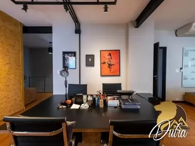 Casa Comercial Alto de Pinheiros 475m² 02 Dormitórios 9 Vagas