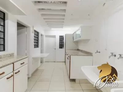 Sobrado Jardim Europa 207m² 03 Dormitórios 02 Suítes 2 Vagas