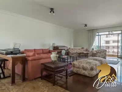 Mansão das Tulipas Campo Belo 440m² 04 Dormitórios 03 Suítes 4 Vagas