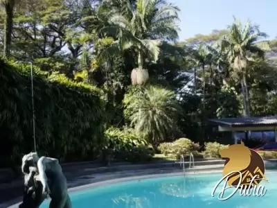 Padrão Jardim América 985m² 04 Dormitórios 04 Suítes 7 Vagas