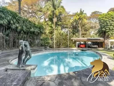 Padrão Jardim América 985m² 04 Dormitórios 04 Suítes 7 Vagas