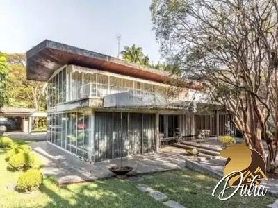 Padrão Jardim América 985m² 04 Dormitórios 04 Suítes 7 Vagas