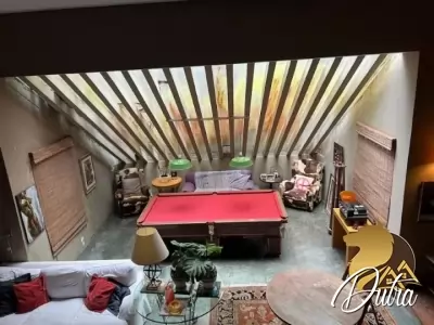 Padrão Jardim América 985m² 04 Dormitórios 04 Suítes 7 Vagas