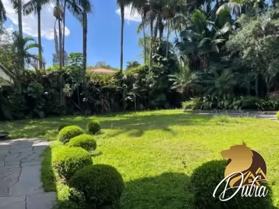 Padrão Jardim América 985m² 04 Dormitórios 04 Suítes 7 Vagas