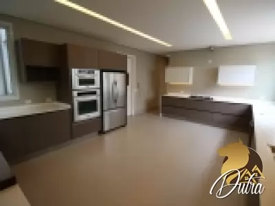 Casa no Jardim luzitânia Jardim Luzitânia 650m² 04 Dormitórios 02 Suítes 8 Vagas