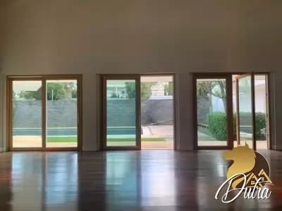 Casa no Jardim luzitânia Jardim Luzitânia 650m² 04 Dormitórios 02 Suítes 8 Vagas