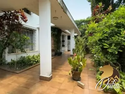 Padrão Jardim Europa 200m² 04 Dormitórios 3 Vagas