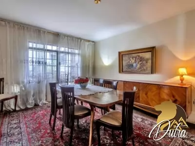 Padrão Jardim Europa 200m² 04 Dormitórios 3 Vagas