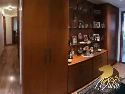 Adiná Perdizes 200m² 04 Dormitórios 03 Suítes 3 Vagas