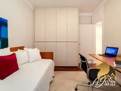 Condomínio Particolare Campo Belo 385m² 03 Dormitórios 03 Suítes 5 Vagas