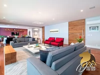 Condomínio Particolare Campo Belo 385m² 03 Dormitórios 03 Suítes 5 Vagas