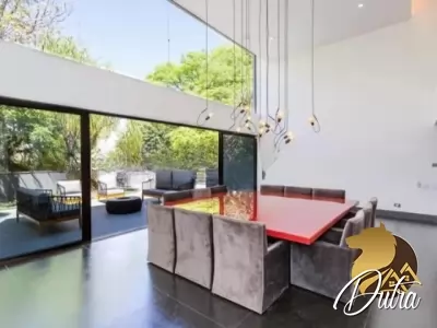 Padrão Alto de Pinheiros 716m² 04 Dormitórios 04 Suítes 5 Vagas