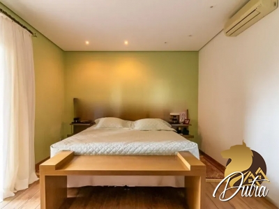 Edifício L' Ambassadeur Vila Mariana 308m² 04 Dormitórios 04 Suítes 5 Vagas