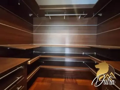 Giovanni Pascoli Planalto Paulista 143m² 03 Dormitórios 03 Suítes 3 Vagas