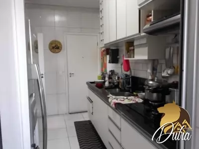 Plaza de Sevilha Chácara Inglesa 194m² 03 Dormitórios 02 Suítes 3 Vagas