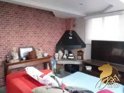 Plaza de Sevilha Chácara Inglesa 194m² 03 Dormitórios 02 Suítes 3 Vagas