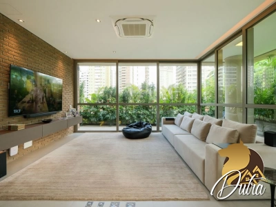 Cond. I.180 Ibirapuera Vila Mariana 520m² 04 Dormitórios 04 Suítes 5 Vagas