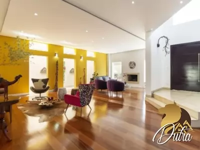 Padrão Cidade Jardim 642m² 04 Dormitórios 04 Suítes 8 Vagas