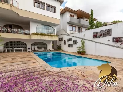 Padrão Cidade Jardim 690m² 04 Dormitórios 04 Suítes 4 Vagas