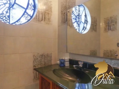 Padrão Jardim Morumbi 460m² 04 Dormitórios 02 Suítes 4 Vagas