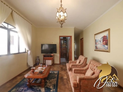 Padrão Jardim Morumbi 460m² 04 Dormitórios 02 Suítes 4 Vagas