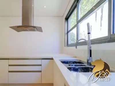 Padrão Jardim Europa 685m² 04 Dormitórios 04 Suítes 4 Vagas