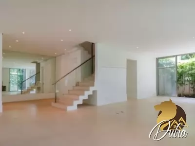 Padrão Jardim Europa 685m² 04 Dormitórios 04 Suítes 4 Vagas