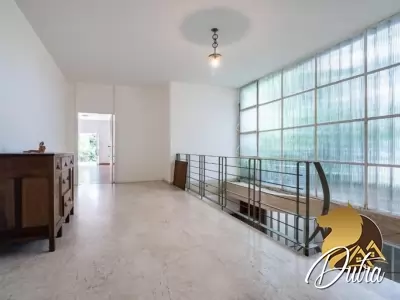 Padrão Jardim América 764m² 05 Dormitórios 02 Suítes 6 Vagas