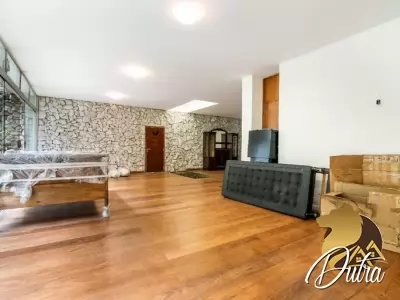 Padrão Jardim América 764m² 05 Dormitórios 02 Suítes 6 Vagas