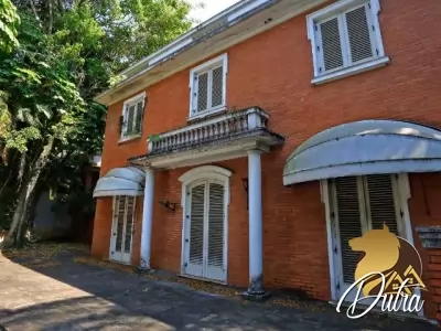 Padrão Cidade Jardim 900m² 04 Dormitórios 04 Suítes 4 Vagas