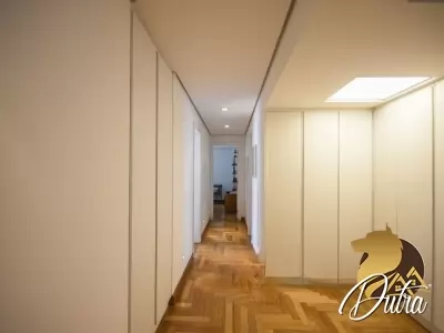 Camarotte Campo Belo Campo Belo 290m² 04 Dormitórios 04 Suítes 5 Vagas