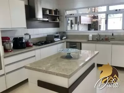 Sunset Brooklin Campo Belo 470m² 04 Dormitórios 04 Suítes 6 Vagas