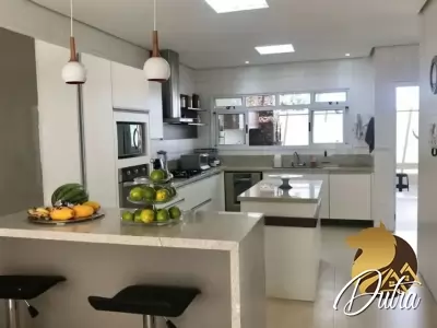 Sunset Brooklin Campo Belo 470m² 04 Dormitórios 04 Suítes 6 Vagas