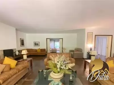 Padrão Jardim Guedala 600m² 05 Dormitórios 04 Suítes 14 Vagas